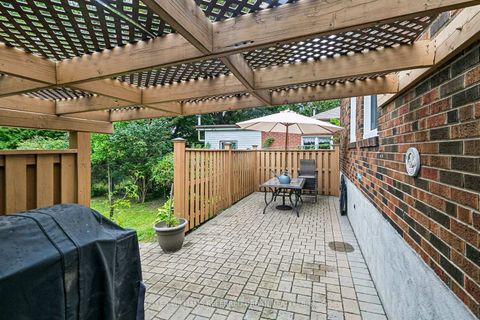 Photo 39 at 36 Vernadale Crescent, Birchmount, Toronto