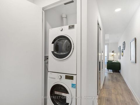 Photo 10 at 1812 - 2020 Bathurst Street, Cedarvale, Toronto