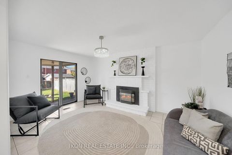 Photo 13 at 182 Tall Grass Trail, East Woodbridge, Vaughan