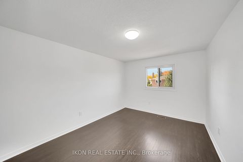 Photo 22 at 182 Tall Grass Trail, East Woodbridge, Vaughan