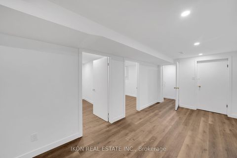 Photo 24 at 182 Tall Grass Trail, East Woodbridge, Vaughan