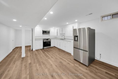 Photo 27 at 182 Tall Grass Trail, East Woodbridge, Vaughan