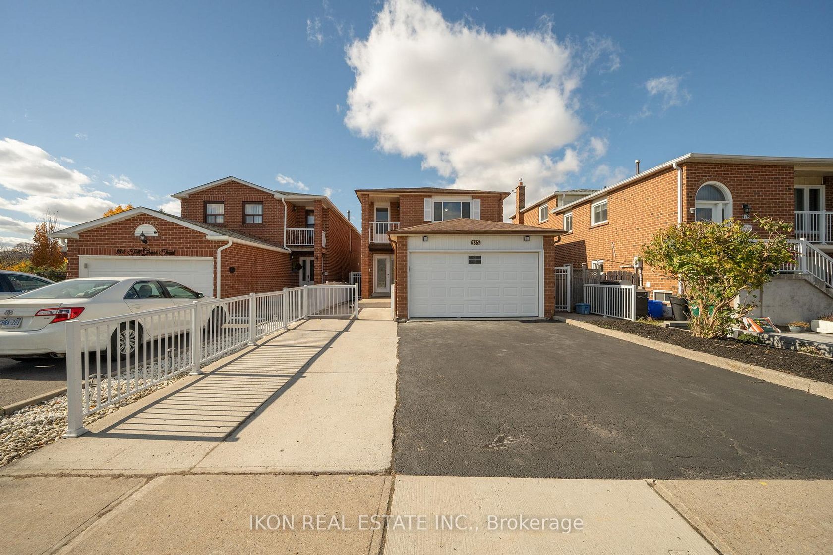 182 Tall Grass Trail, East Woodbridge, Vaughan photo 5