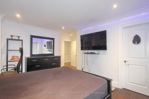 Photo 24 at 4 Byng Avenue, Old Rexdale, Toronto