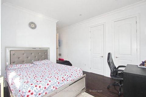 Photo 26 at 4 Byng Avenue, Old Rexdale, Toronto