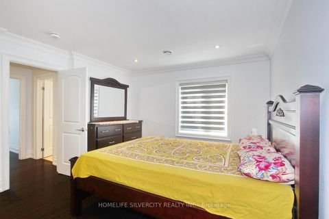 Photo 28 at 4 Byng Avenue, Old Rexdale, Toronto