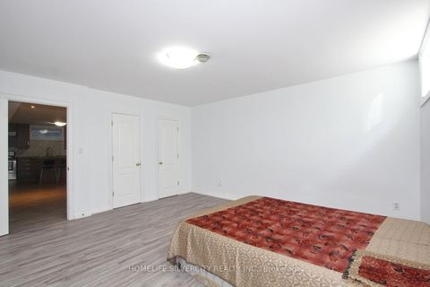 Photo 45 at 4 Byng Avenue, Old Rexdale, Toronto