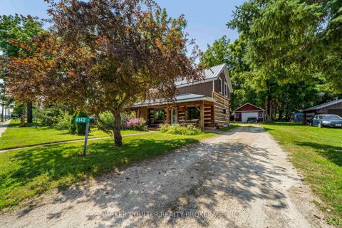 Photo 2 at 4142 County Road 124, Nottawa, Clearview