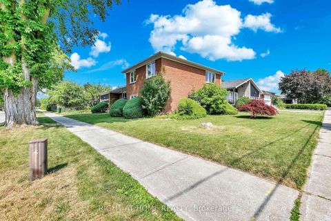 Photo 45 at 88 Peckham Avenue, Newtonbrook West, Toronto