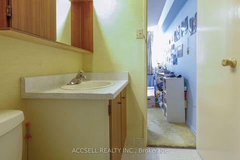Photo 13 at 1402 - 45 silver springs Boulevard, L'Amoreaux, Toronto