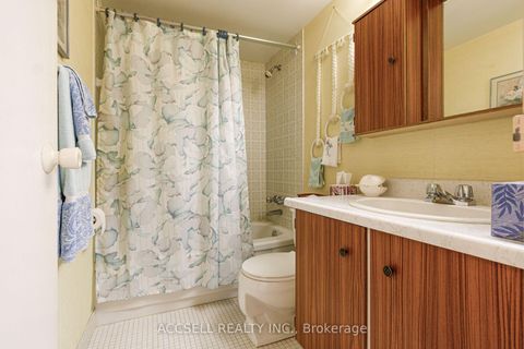 Photo 15 at 1402 - 45 silver springs Boulevard, L'Amoreaux, Toronto