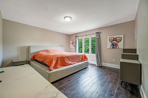 Photo 23 at 14 Rocksprings Avenue, Westbrook, Richmond Hill