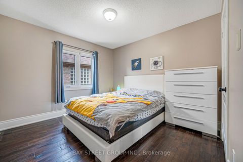 Photo 29 at 14 Rocksprings Avenue, Westbrook, Richmond Hill