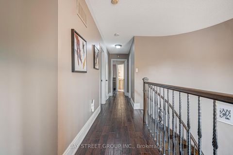 Photo 33 at 14 Rocksprings Avenue, Westbrook, Richmond Hill