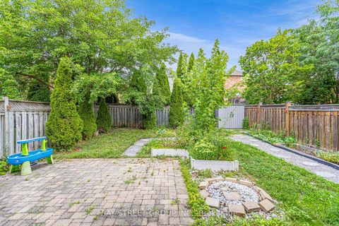 Photo 45 at 14 Rocksprings Avenue, Westbrook, Richmond Hill