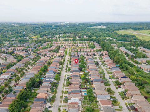 Photo 47 at 14 Rocksprings Avenue, Westbrook, Richmond Hill