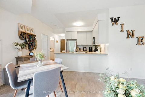 Photo 9 at 301 - 25 Lower Simcoe Street, Waterfront Communities C1, Toronto