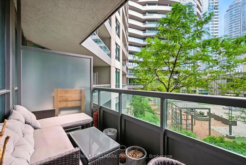 Photo 25 at 301 - 25 Lower Simcoe Street, Waterfront Communities C1, Toronto