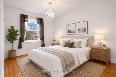 Photo 10 at 109 Pleasant Avenue, Newtonbrook West, Toronto
