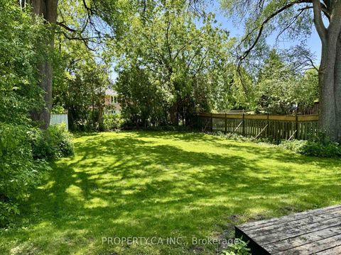 Photo 22 at 109 Pleasant Avenue, Newtonbrook West, Toronto