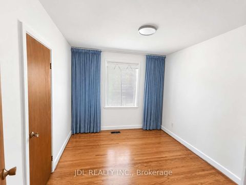 Photo 9 at 40 Montana Avenue, CFB, Toronto