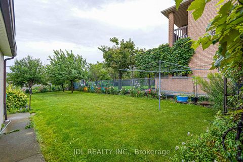 Photo 18 at 40 Montana Avenue, CFB, Toronto