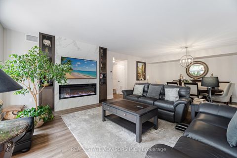 Photo 2 at 313 - 53 Woodbridge Avenue, West Woodbridge, Vaughan