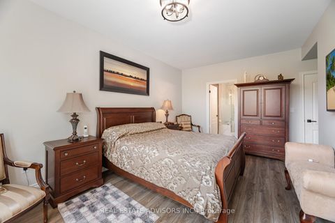 Photo 16 at 313 - 53 Woodbridge Avenue, West Woodbridge, Vaughan