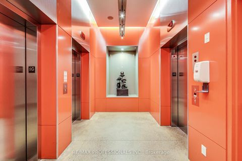 Photo 9 at 912 - 1030 King Street W, Niagara, Toronto