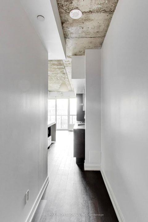 Photo 12 at 912 - 1030 King Street W, Niagara, Toronto