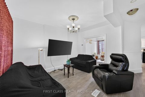 Photo 6 at 150 Caledonia Road, Davenport, Toronto
