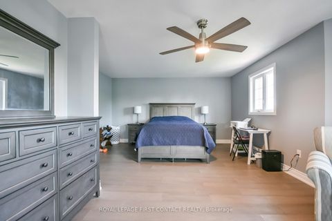 Photo 15 at 34 Bear Creek Drive, Holly, Barrie