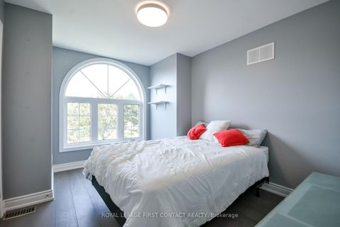 Photo 19 at 34 Bear Creek Drive, Holly, Barrie