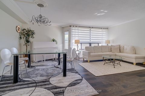 Photo 2 at A39 - 300 Mill Road, Markland Wood, Toronto