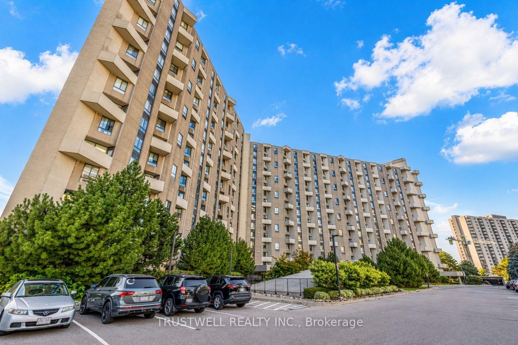 A39 - 300 Mill Road, Markland Wood, Toronto photo 0
