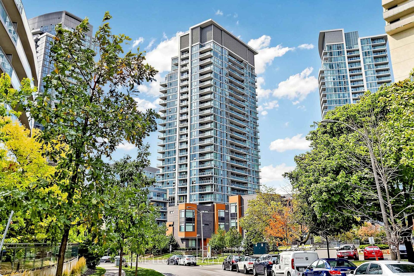1104 - 62 Forest Manor Road, Henry Farm, Toronto photo 4