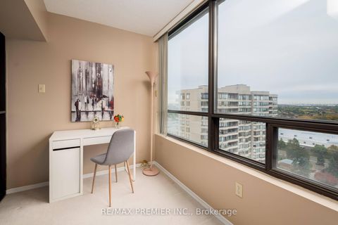 Photo 13 at 1614 - 7440 Bathurst Street, Brownridge, Vaughan