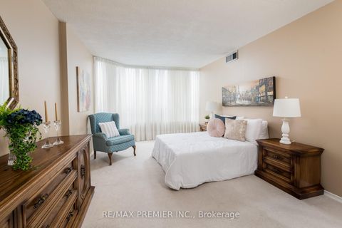 Photo 20 at 1614 - 7440 Bathurst Street, Brownridge, Vaughan
