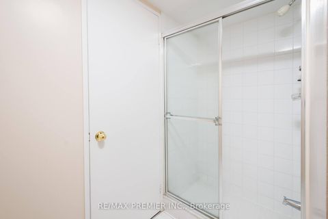 Photo 24 at 1614 - 7440 Bathurst Street, Brownridge, Vaughan