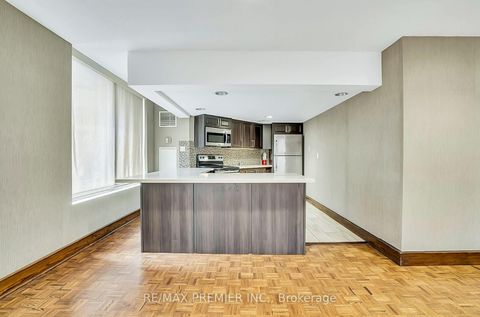 Photo 39 at 1614 - 7440 Bathurst Street, Brownridge, Vaughan