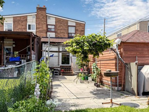 Photo 16 at 771 Birchmount Road, Ionview, Toronto