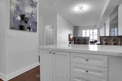 Photo 10 at 208 - 24 Woodstream Boulevard, Vaughan Grove, Vaughan