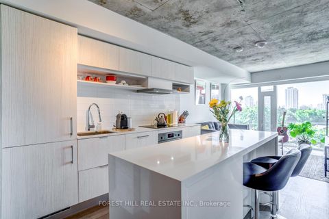 Photo 8 at 736 - 8 Hillsdale Avenue, Mount Pleasant West, Toronto