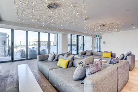 Photo 28 at 736 - 8 Hillsdale Avenue, Mount Pleasant West, Toronto