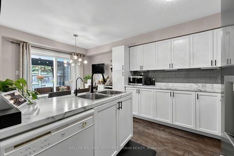 Photo 9 at 23 - 430 Mapleview Drive E, Painswick South, Barrie