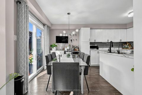 Photo 11 at 23 - 430 Mapleview Drive E, Painswick South, Barrie