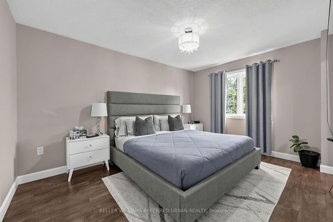 Photo 18 at 23 - 430 Mapleview Drive E, Painswick South, Barrie