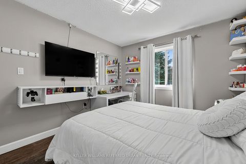 Photo 25 at 23 - 430 Mapleview Drive E, Painswick South, Barrie