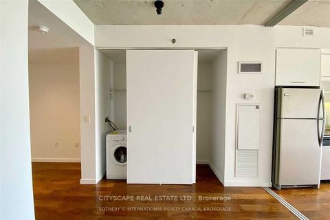 Photo 9 at 1223 - 32 Trolley Crescent, Moss Park, Toronto