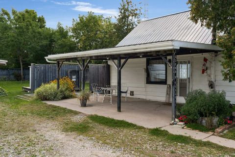 Photo 3 at 7 Caroline Street E, Creemore, Clearview